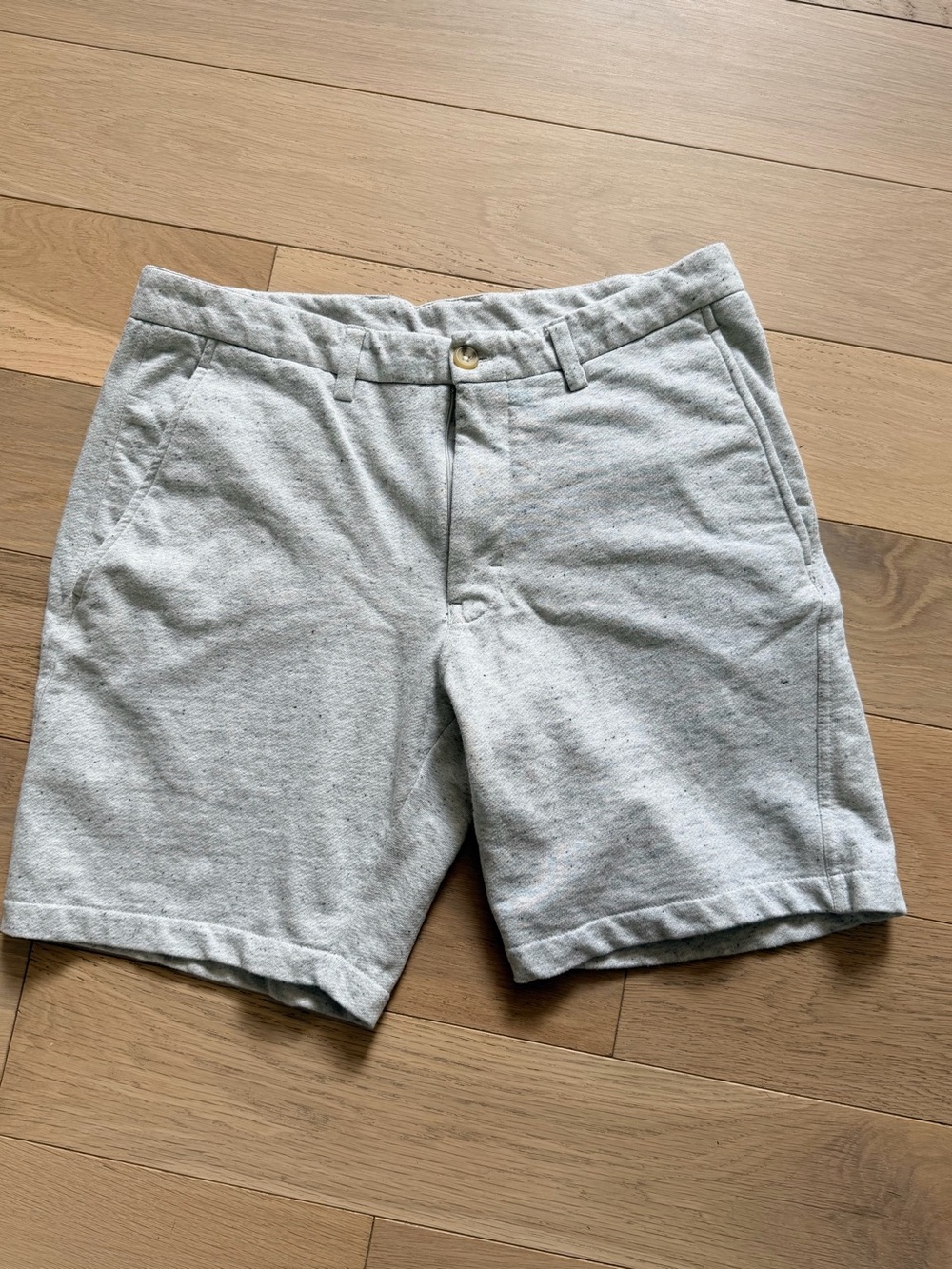 Size 34 - Banana Republic Light Gray Flat Front Men's Shorts